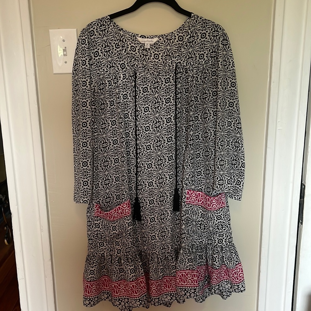 LAST CHANCE-PRICE REDUCED Black and White Boho Printed Dress Size M